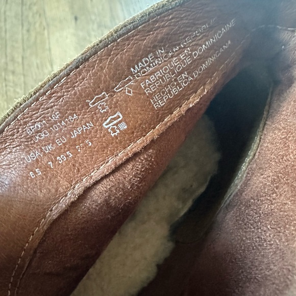 UGG Wright Chestnut Suede Belted Ankle Boots - Picture 10 of 10